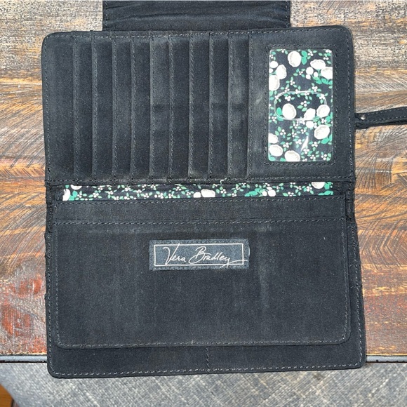 Vera Bradley wallet, Black, full size - Picture 2 of 5